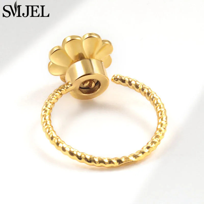 Crystal Bloom Spinner Ring