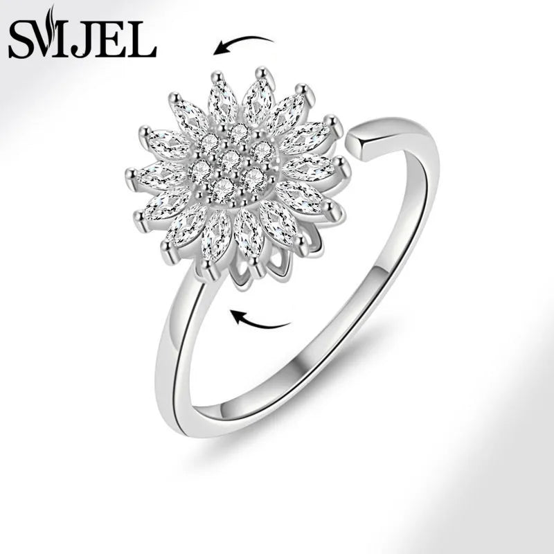 Crystal Bloom Spinner Ring