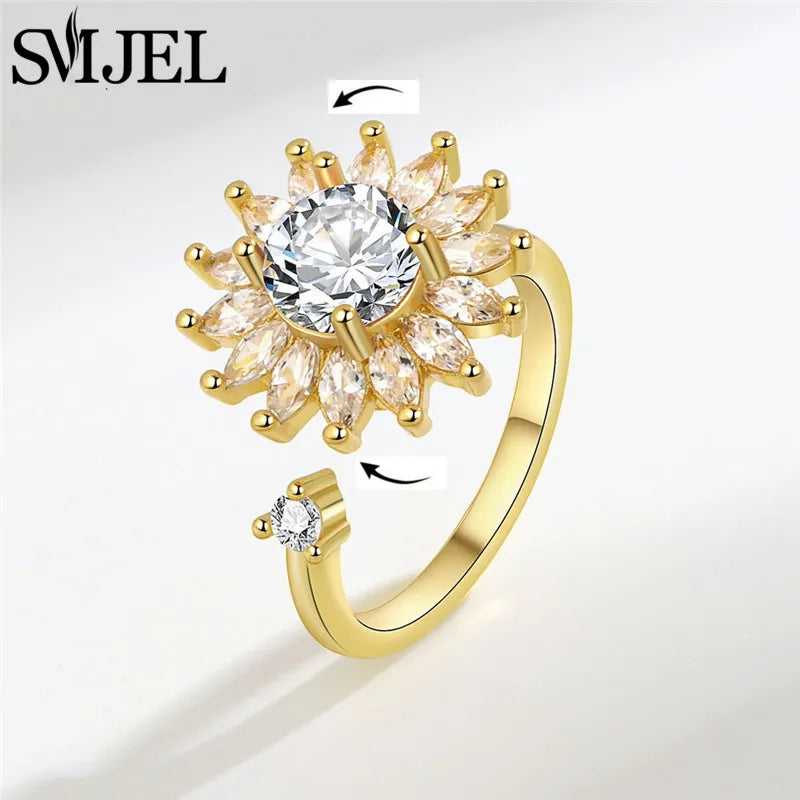Crystal Bloom Spinner Ring