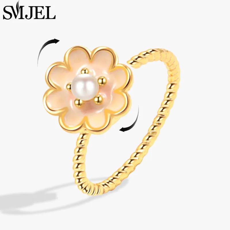 Crystal Bloom Spinner Ring